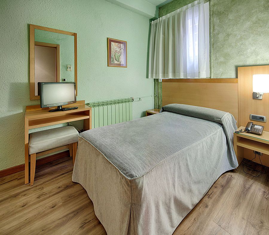 Hotel Lyon Βαρκελώνη Εξωτερικό φωτογραφία