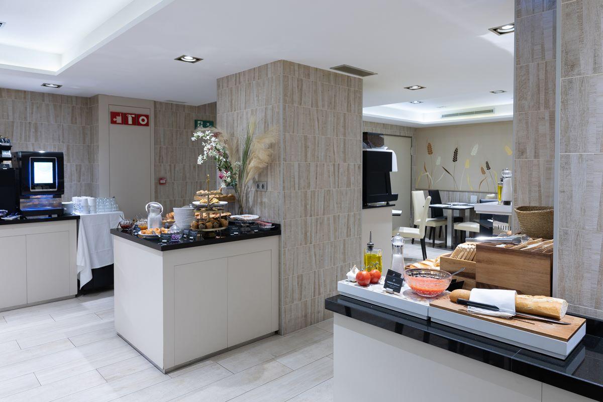 Hotel Lyon Βαρκελώνη Εξωτερικό φωτογραφία